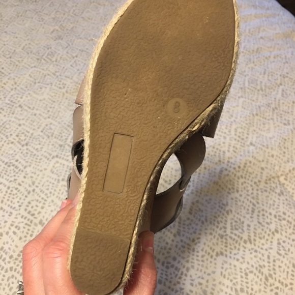 Maurices wedge sandal size 8 - Picture 4 of 4